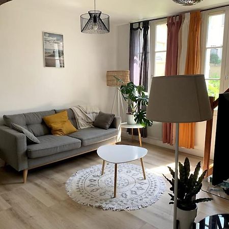 Superbe Duplex Centre-Ville Avec Parking Gratuit Auxerre Exterior photo